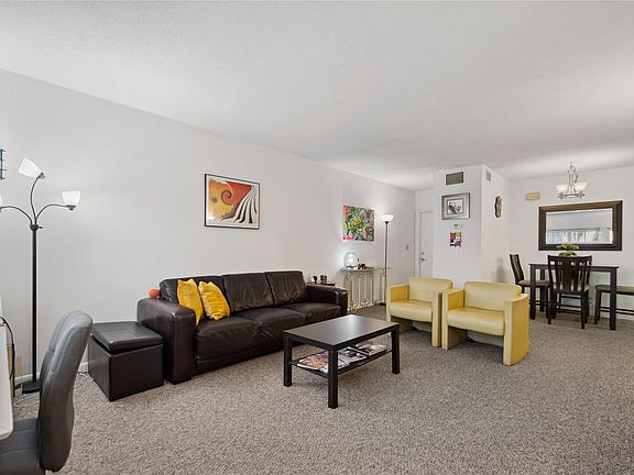 3rd image of 2426 SE 17th Street #204A