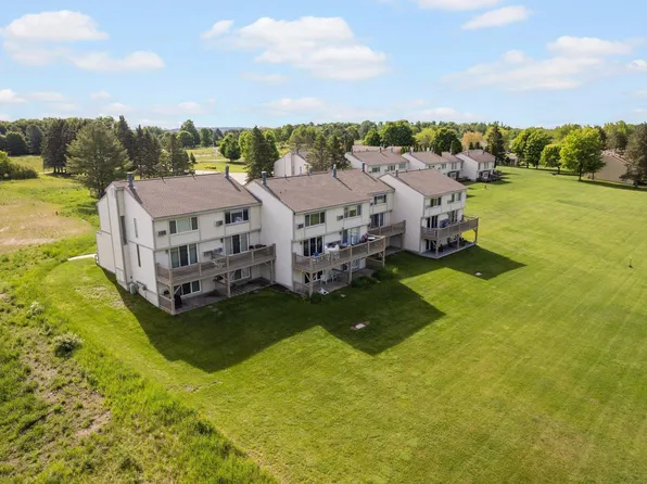 5000 S Townhouse Dr Unit A3, Cedar, MI 49621