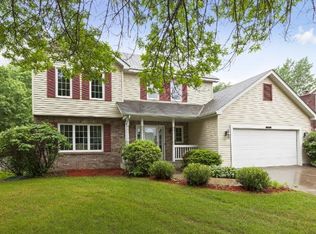 420 Old Farm Rd, Shoreview, MN 55126