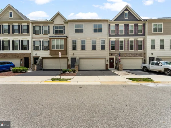 9006 Endicott Pl, Lorton, VA 22079