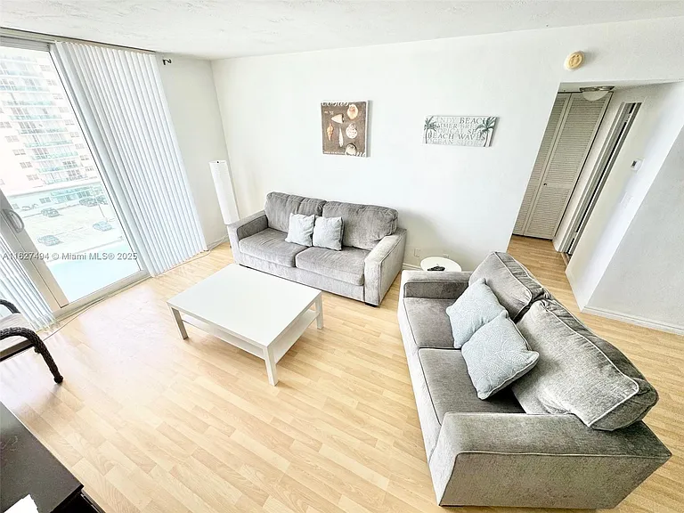 3801 S Ocean Dr #10H — Photo 5