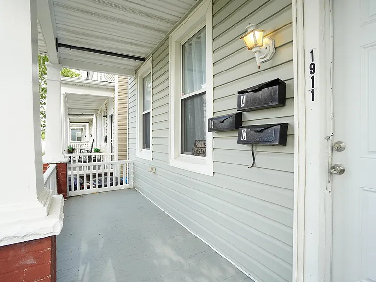 1911 High St #A — Photo 10