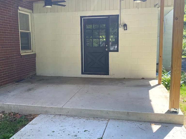 Sweitzer Rd — Photo 10