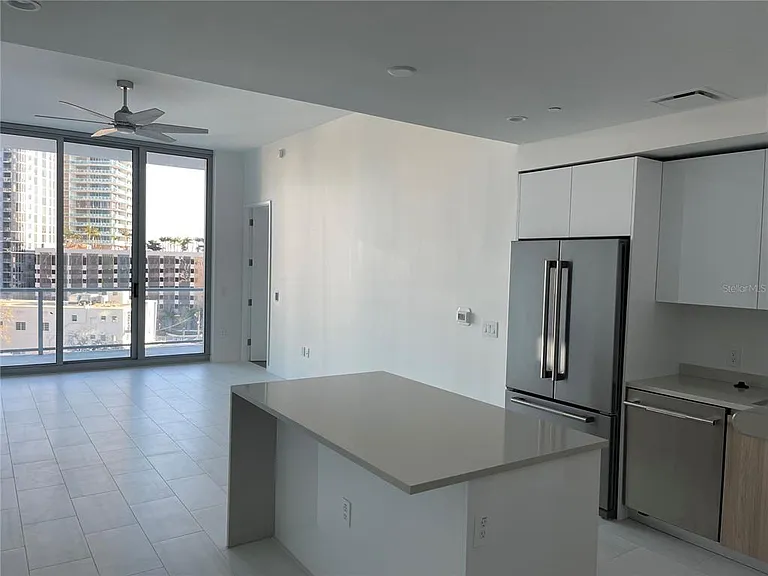 400 Central Ave #606 — Photo 18