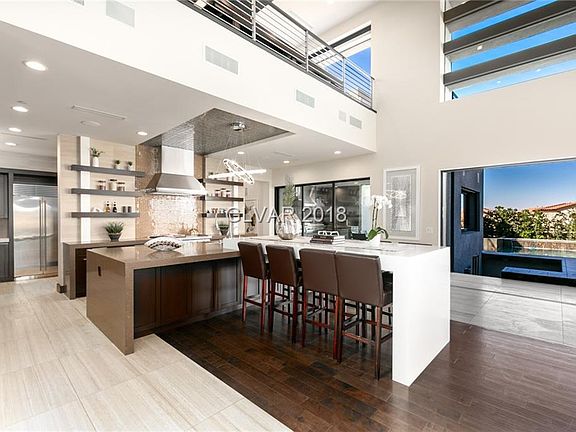 3rd image of 2786 La Bella Ct