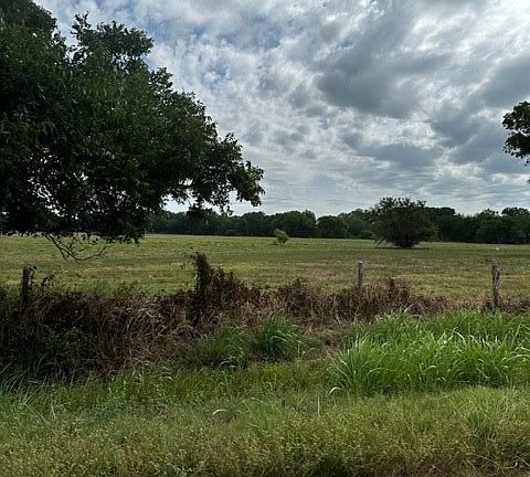 2nd image of TRACT 7 County Road 240