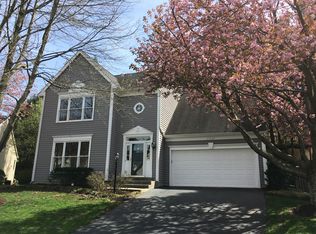 20527 Pembridge Ct, Sterling, VA 20165