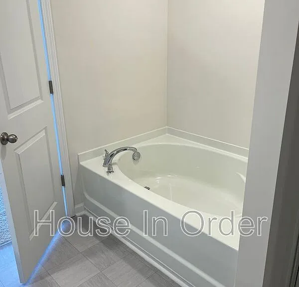732 Fountain Park Blvd — Photo 10