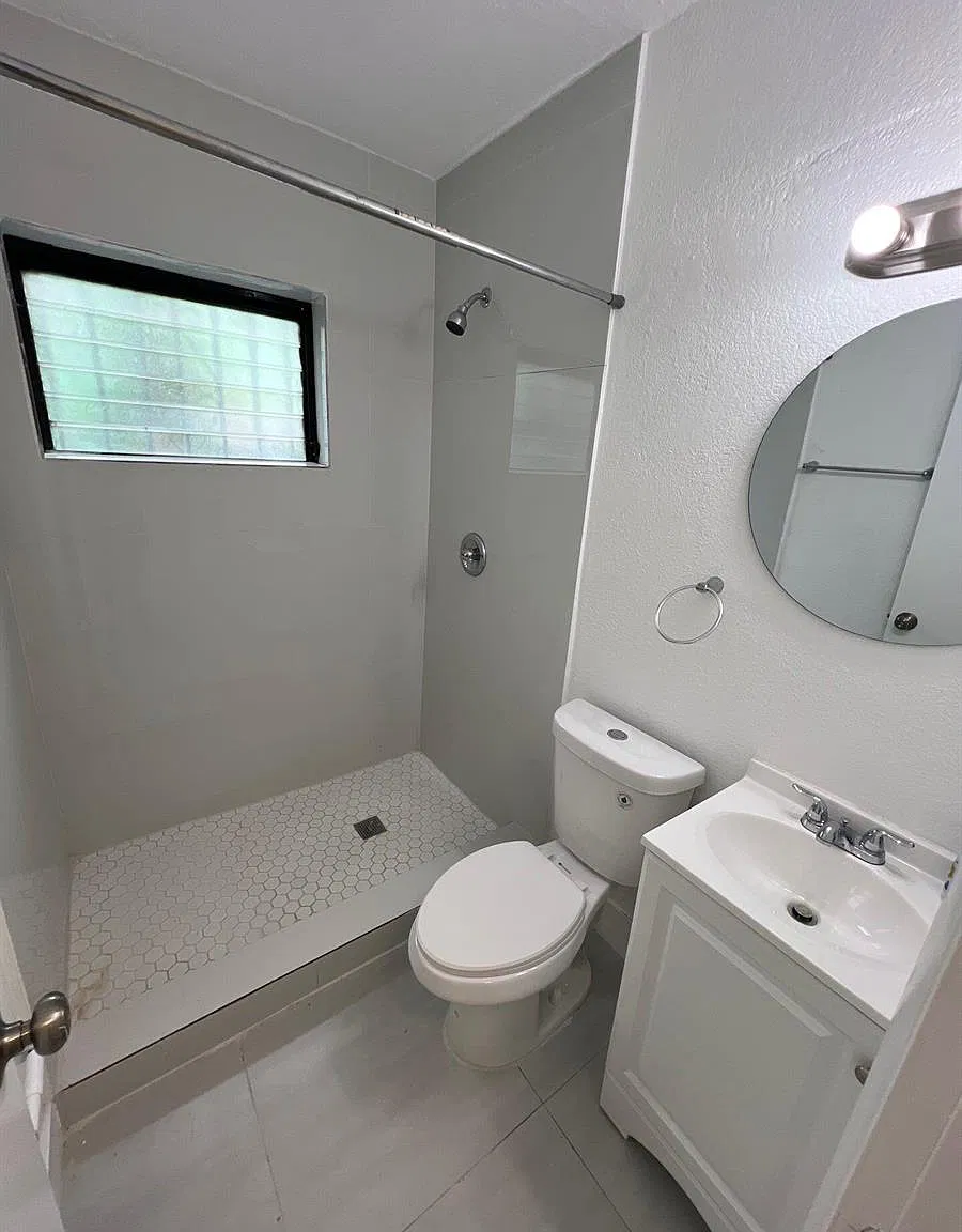 8125 Nw 6th Ave # #01 Miami, Fl 33150 — Photo 2
