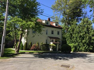 73 Memorial Blvd #1, Newport, RI 02840