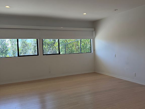 4th image of 1511 Tower Grove Dr