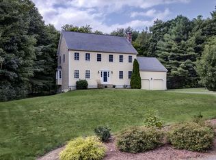 16 Villa Dr, Medway, MA 02053