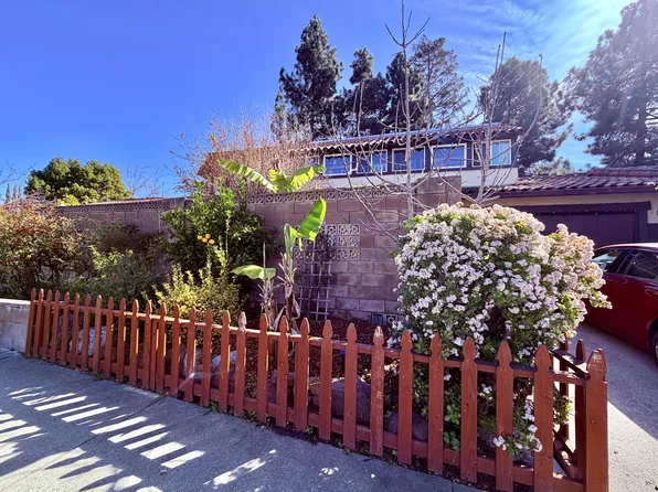 1936 Gomes Rd, Fremont, CA 94539