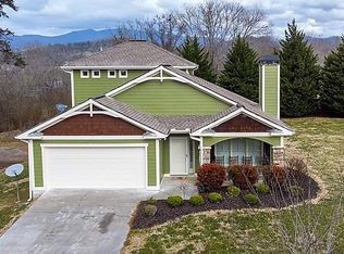 164 Bent Grass Cir, Hayesville, NC 28904