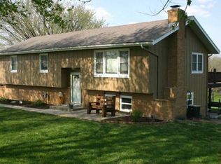 8845 Kill Creek Rd, De Soto, KS 66018