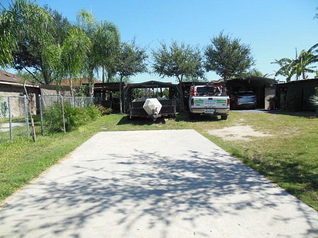 2nd image of 8007 Estrella St