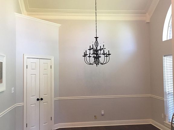5th image of 403 Stonebrook Blvd
