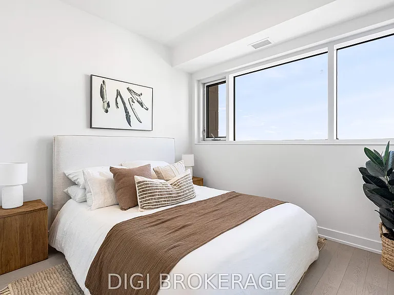 560 Rideau St #606 — Photo 19