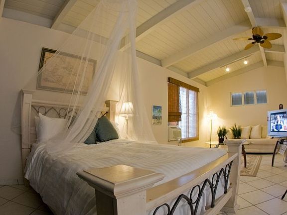 1st floor master bedroom
