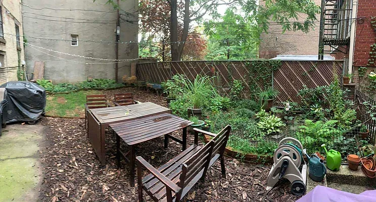 Rented by Douglas Elliman | media 9