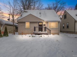 3274 Harvard Rd, Royal Oak, MI 48073