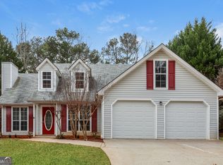 5107 Scenic View Rd, Flowery Branch, GA 30542