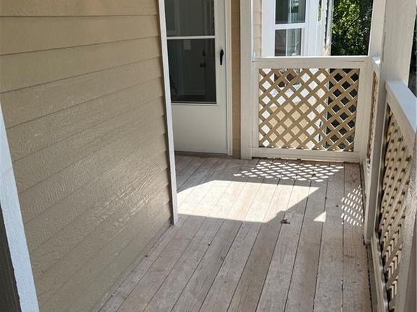 4323 S Megan Ct APT 10, Independence, MO 64055