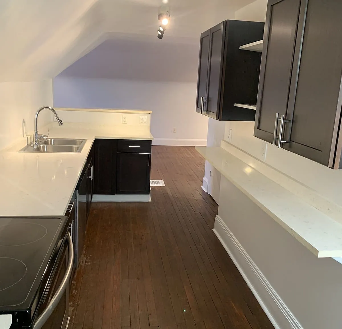 Studio, 550 sqft, $655 — Photo 3