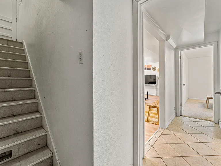 7296 Raritan St — Photo 2