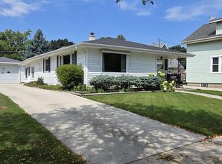 818 N Evans St, Sheboygan, WI 53081