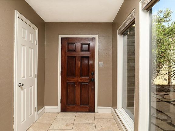 5th image of 4106 Crownwood Dr