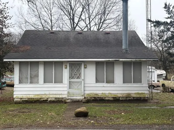 8528 Meeker Rd, Dayton, OH 45414