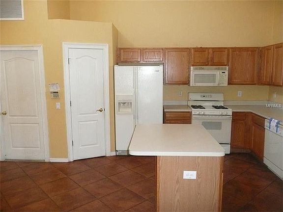 4th image of 2518 Bellwood Dr