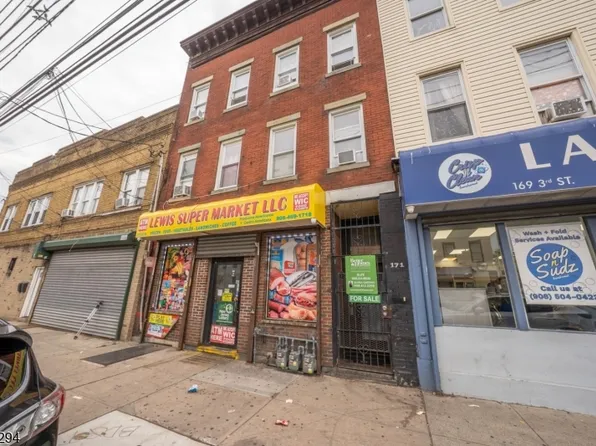 171 3Rd St #0, Elizabeth City, NJ 07206