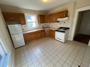 29 Hammersley Ave APT 3, Poughkeepsie, NY 12601