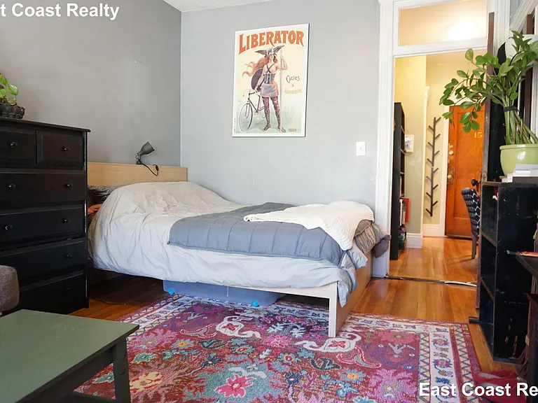 76 Gordon St #15 — Photo 2