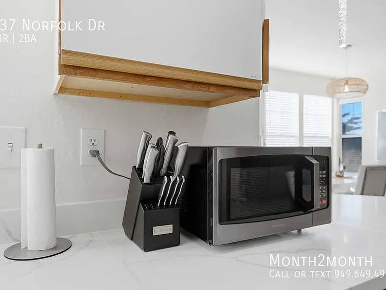 437 Norfolk Dr — Photo 42