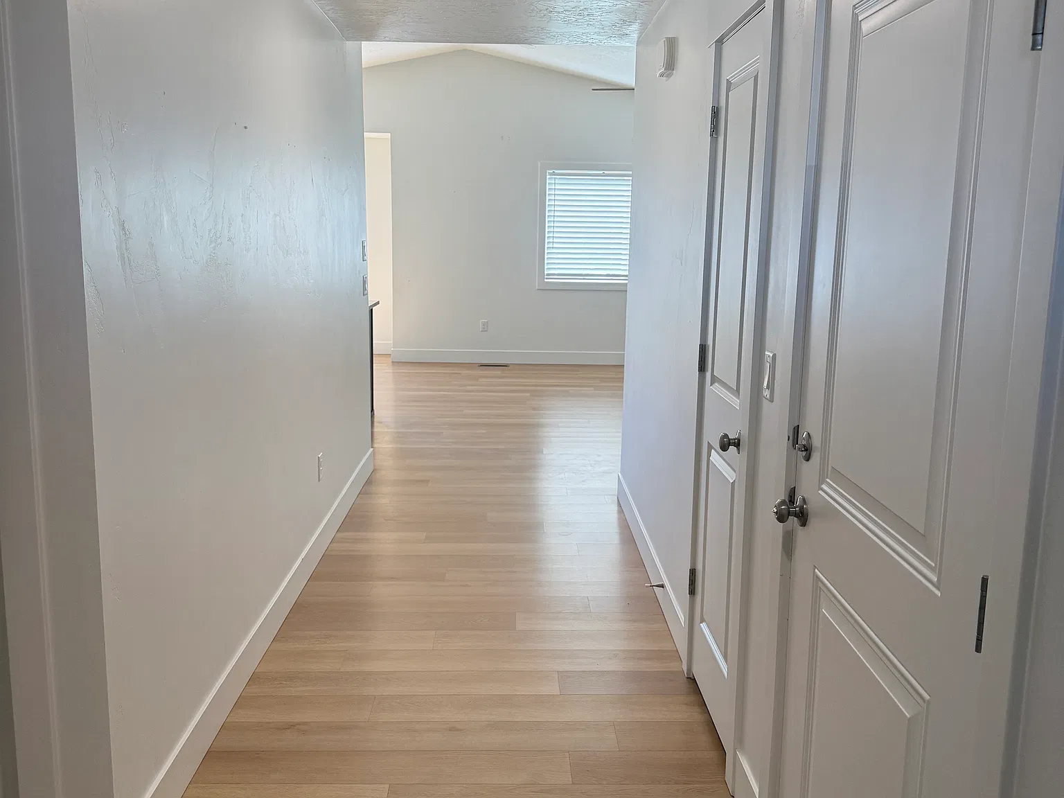 3 bed, 1416 sqft, $2,150 — Photo 3