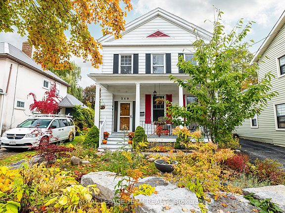 3rd image of 240 Dibble St W