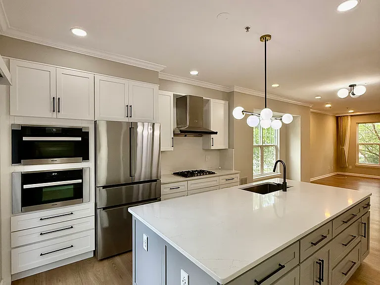 9730 Washingtonian Blvd — Photo 10