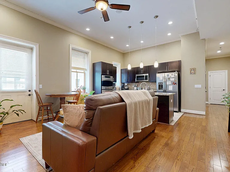 927 Cherokee Rd #1 — Photo 2