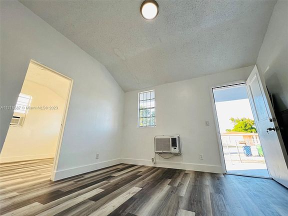4th image of 2750 NW 60th St #2752