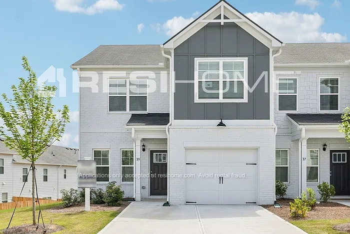 327 Townley Rd