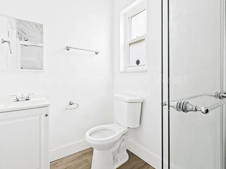 110 NW 9th Ave #5 — Photo 13