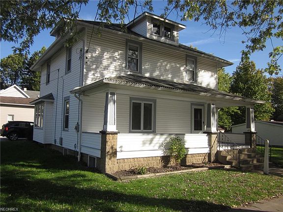 2nd image of 250 Hazen Ave