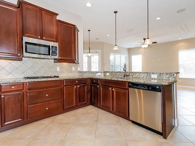 20103 Outpost Point Dr — Photo 6