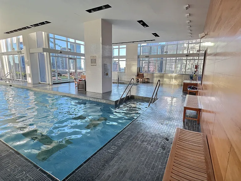 350 W 42nd St #10G — Photo 11