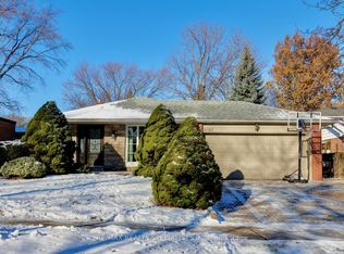 2167 Herridge Dr, Mississauga, ON L5K 1N4