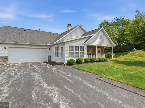 2164 Knob Hill Rd, York, PA 17403
