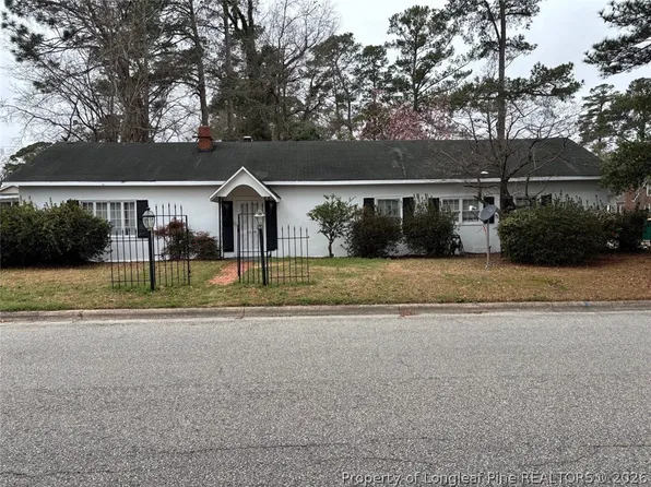 2103 N McMillan Ave, Lumberton, NC 28358